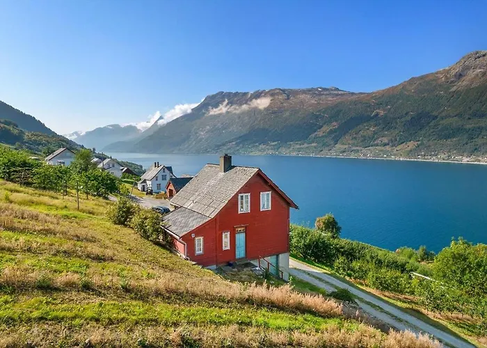 The Queen Path Right From The House Tveit (Vestland)